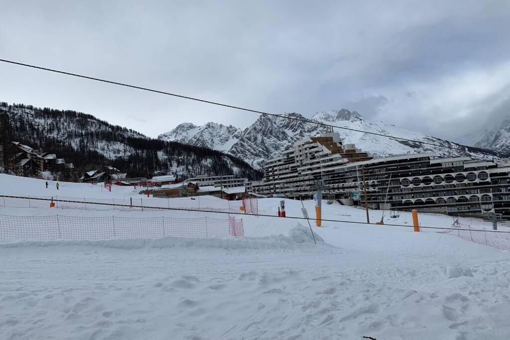Studio 1600 Pied Des Pistes Avec Magnifique Vue Puy-Saint-Vincent Exterior foto